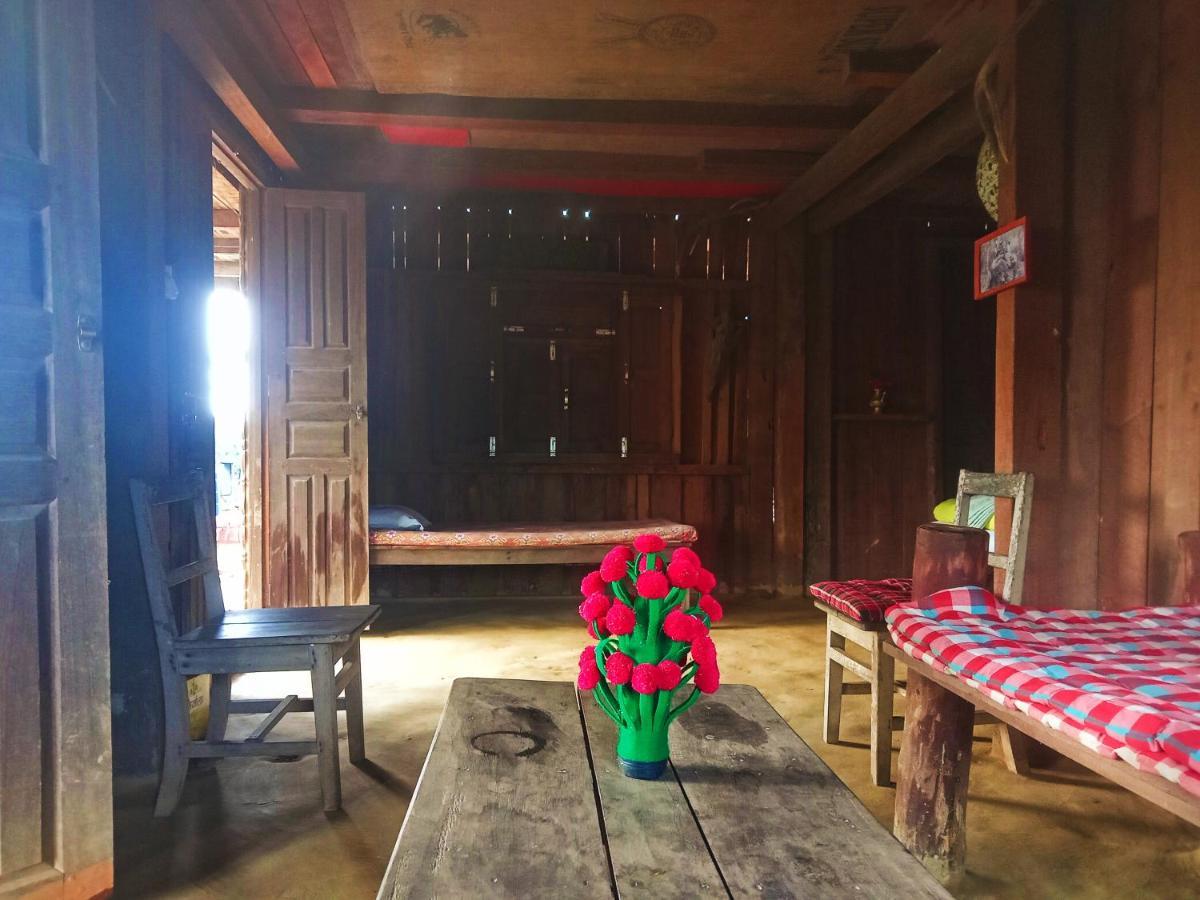 Shanta Ghar A Rustic Guesthouse Chitwan Εξωτερικό φωτογραφία