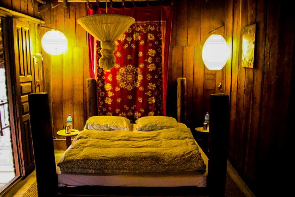 Shanta Ghar A Rustic Guesthouse Chitwan Εξωτερικό φωτογραφία