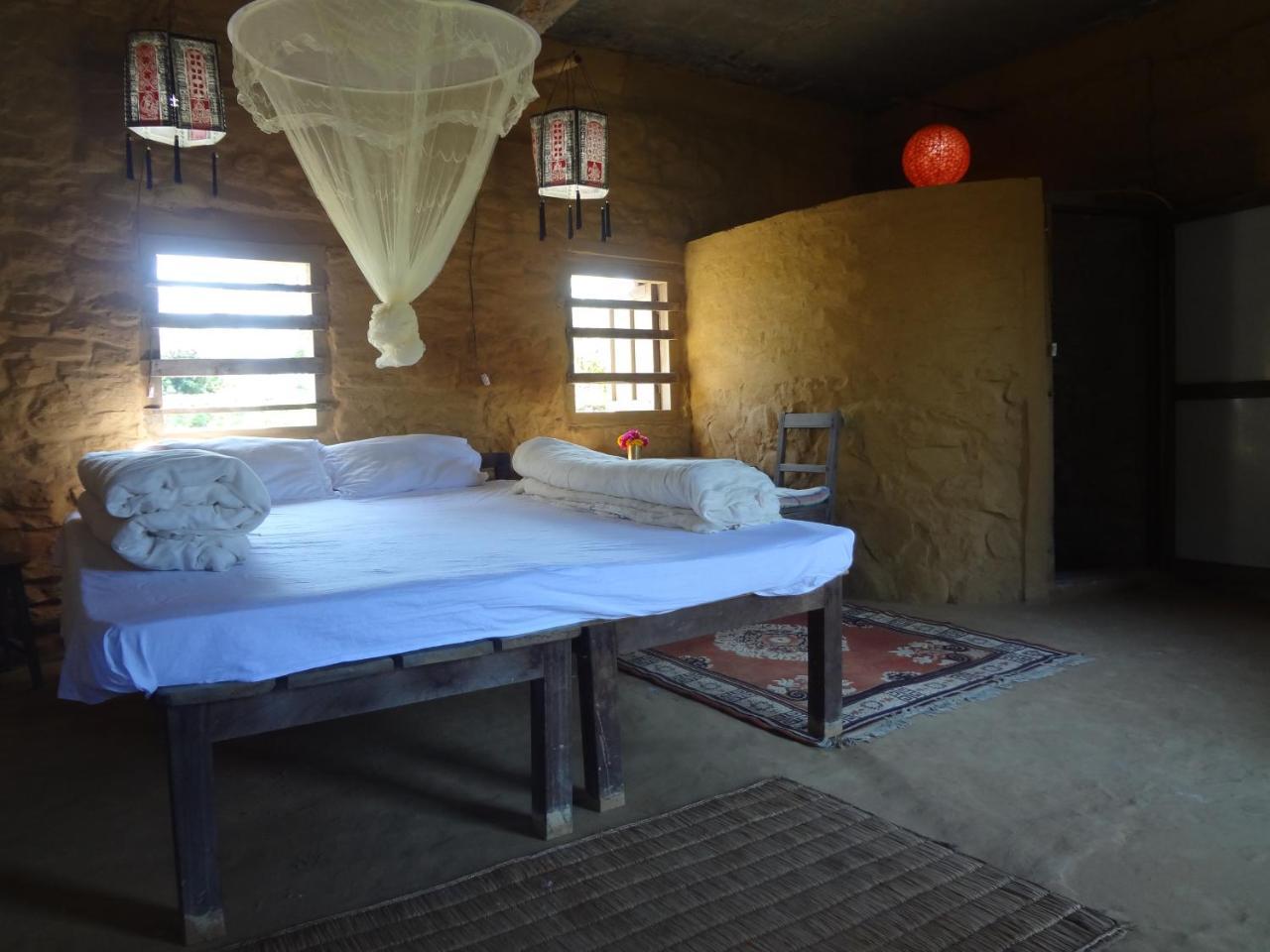 Shanta Ghar A Rustic Guesthouse Chitwan Εξωτερικό φωτογραφία